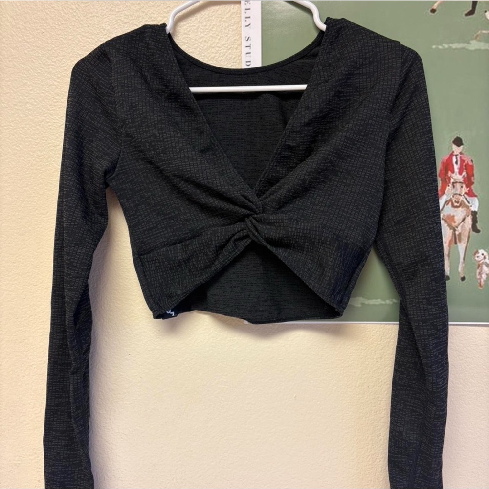Black Long Sleeve Twist Front Top